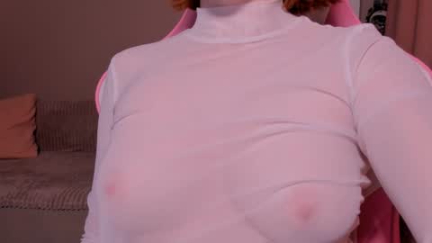 Snapshot of honeyautumn chatting on 16, 1, 2025 honeyautumn online show from 16, 1, 2025