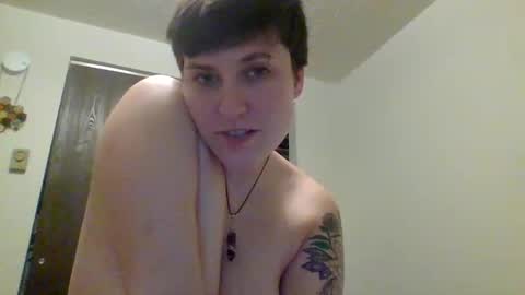 Snapshot of honeybeeflwr chatting on 1, 2, 2025 Honey online show from 1, 2, 2025