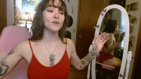 Honey Bee online show from 9, 1, 2025