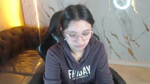 honeydoll_tf online show from 19, 6, 2026