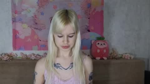 Snapshot of honeygold__ chatting on 25, 3, 2026 Lisa online show from 25, 3, 2026