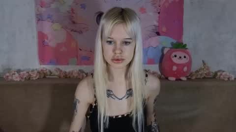 Snapshot of honeygold__ chatting on 30, 3, 2026 Lisa online show from 30, 3, 2026