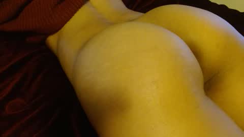 Snapshot of honeygoldenbaddie24 chatting on 8, 11, 2025 honeygoldenbaddie24 online show from 8, 11, 2025