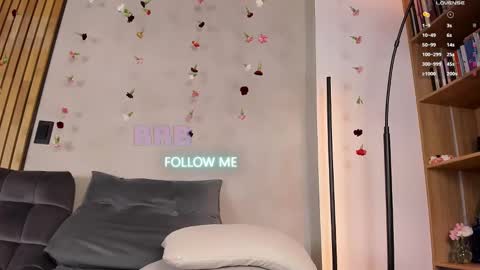 Snapshot of honeyhot69__ chatting on 15, 2, 2025 Sofia independent model online show from 15, 2, 2025