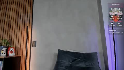 Snapshot of honeyhot69__ chatting on 25, 10, 2025 Sofia independent model online show from 25, 10, 2025