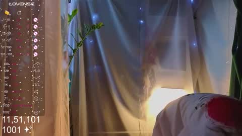 Snapshot of honeylem0n chatting on 26, 10, 2025 Molly  online show from 26, 10, 2025