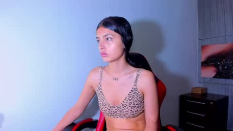 HONEY LUXE online show from 19, 5, 2026