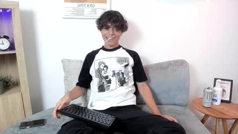 honeymoon_sariel online show from 10, 10, 2025