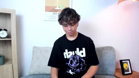 honeymoon_sariel online show from 4, 2, 2026