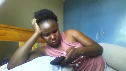 Snapshot of honeymuny chatting on 16, 1, 2026 Honeymuny online show from 16, 1, 2026