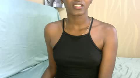 Snapshot of honeypie78 chatting on 4, 10, 2025 Becky online show from 4, 10, 2025