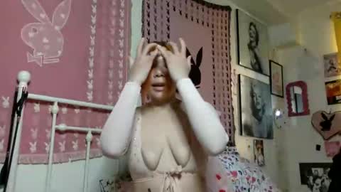 Snapshot of honeyruby chatting on 8, 5, 2026 Ruby Sparks online show from 8, 5, 2026