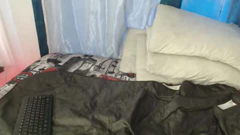 honeywhisper69 online show from 3, 10, 2025