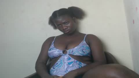 Snapshot of honeyxcunt chatting on 11, 1, 2025 honeyxcunt online show from 11, 1, 2025