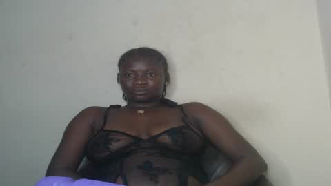 Snapshot of honeyxcunt chatting on 19, 1, 2025 honeyxcunt online show from 19, 1, 2025
