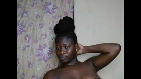 Snapshot of honeyxcunt chatting on 20, 2, 2025 honeyxcunt online show from 20, 2, 2025