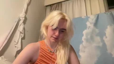 Emi Rose online show from 6, 6, 2026