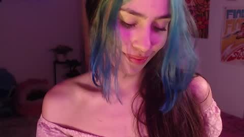 Snapshot of honeyypeaach chatting on 5, 12, 2024 online show from 5, 12, 2024