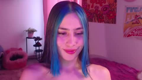 Snapshot of honeyypeaach chatting on 6, 12, 2024 online show from 6, 12, 2024