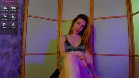 the perfectgirl online show from 22, 9, 2025