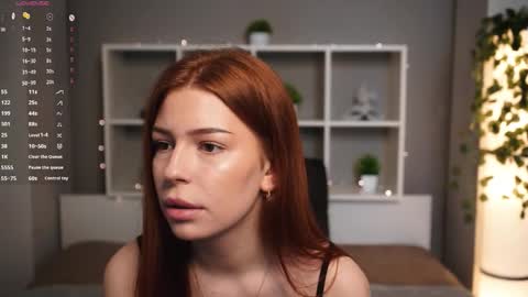 honneybunneey online show from 30, 10, 2025