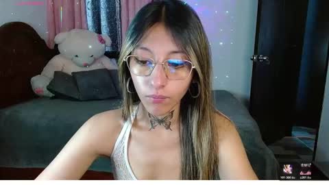 Hoollly Jones online show from 12, 1, 2026