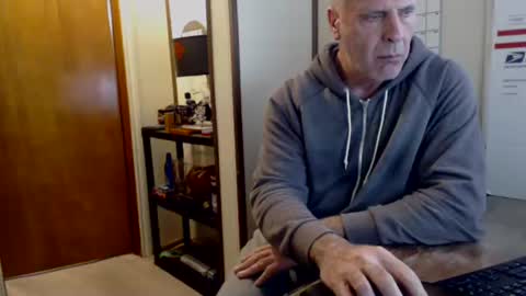 Snapshot of hoosierdadddy4u chatting on 5, 4, 2026 Jayson online show from 5, 4, 2026