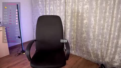 Karina online show from 6, 11, 2025