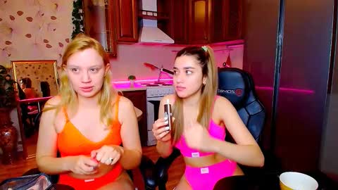 Snapshot of hope_happyyy chatting on 29, 9, 2025 hope happyyy online show from 29, 9, 2025