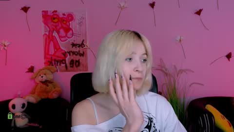 Snapshot of hope_shadow chatting on 1, 6, 2026 hope_shadow online show from 1, 6, 2026