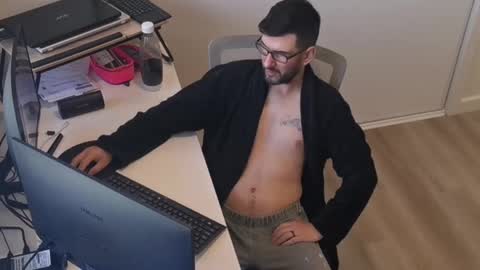 hopefulguy86 online show from 6, 10, 2025