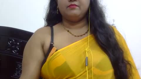 Snapshot of horneydesibabe chatting on 14, 9, 2025 horneydesibabe online show from 14, 9, 2025
