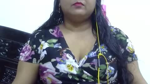 Snapshot of horneydesibabe chatting on 18, 9, 2025 horneydesibabe online show from 18, 9, 2025