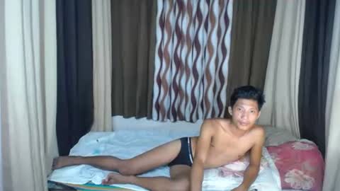 Snapshot of horny_asianmoreno chatting on 2, 10, 2025 ROGER online show from 2, 10, 2025