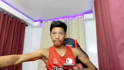 Snapshot of horny_asianmoreno chatting on 28, 10, 2025 ROGER online show from 28, 10, 2025