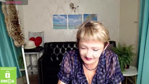 Snapshot of horny_blonds chatting on 1, 10, 2025 horny_blonds online show from 1, 10, 2025