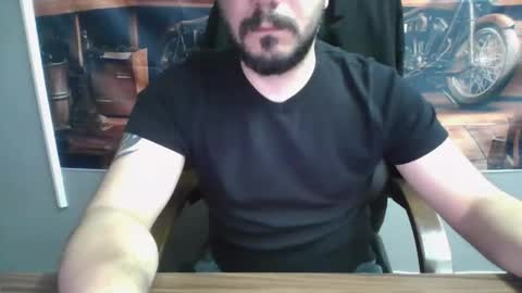 Snapshot of horny_cock31 chatting on 14, 4, 2026 pussy slapper online show from 14, 4, 2026