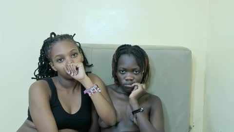 Snapshot of horny_ebonies chatting on 11, 3, 2026 horny_ebonies online show from 11, 3, 2026