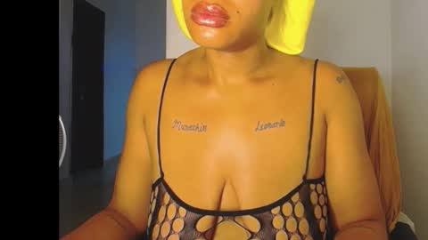 Snapshot of horny_ebonygirl_ chatting on 28, 2, 2026 horny_ebonygirl_ online show from 28, 2, 2026