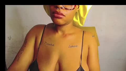 horny_ebonygirl_ online show from 19, 3, 2026