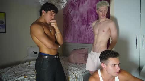 Snapshot of horny_goats chatting on 22, 3, 2026 Extaz Athrey Howard online show from 22, 3, 2026