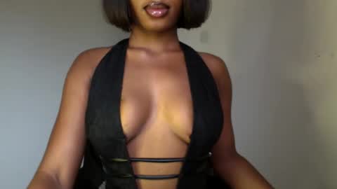 delilah online show from 30, 5, 2026