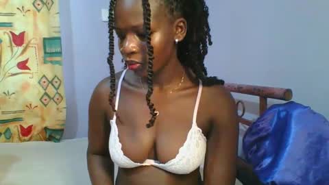 Snapshot of horny_hearts chatting on 23, 1, 2025 phanice online show from 23, 1, 2025