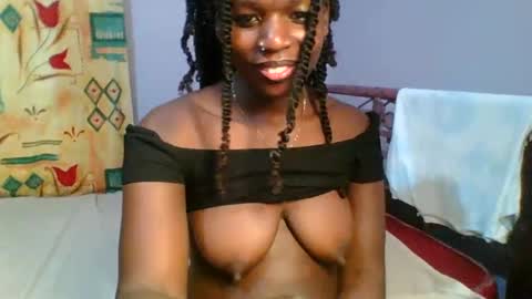 Snapshot of horny_hearts chatting on 25, 1, 2025 phanice online show from 25, 1, 2025