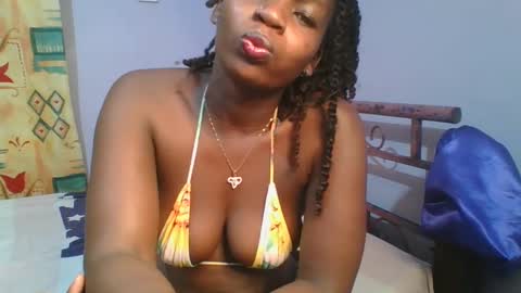 Snapshot of horny_hearts chatting on 31, 1, 2025 phanice online show from 31, 1, 2025