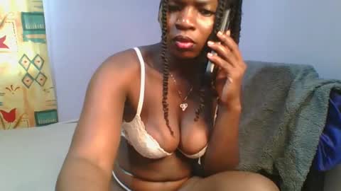Snapshot of horny_hearts chatting on 4, 2, 2025 phanice online show from 4, 2, 2025