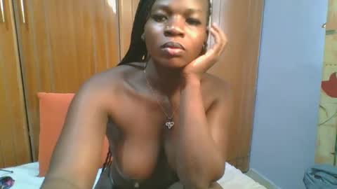 Snapshot of horny_hearts chatting on 4, 3, 2025 phanice online show from 4, 3, 2025