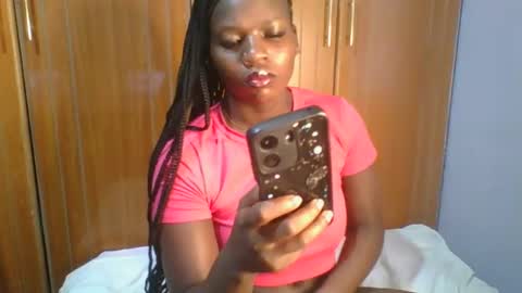 Snapshot of horny_hearts chatting on 9, 3, 2025 phanice online show from 9, 3, 2025