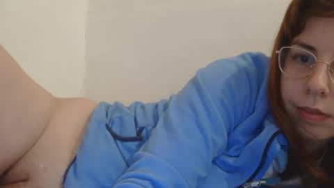 Snapshot of horny_hey chatting on 26, 10, 2025 Serena online show from 26, 10, 2025