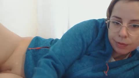 Snapshot of horny_hey chatting on 30, 10, 2025 Serena online show from 30, 10, 2025